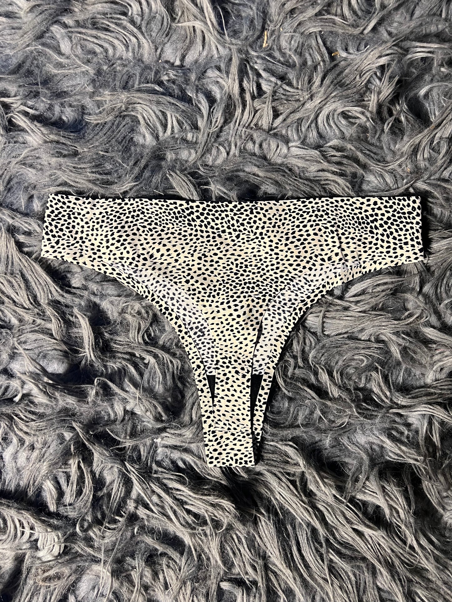 Seamless Thongs Pack of 3