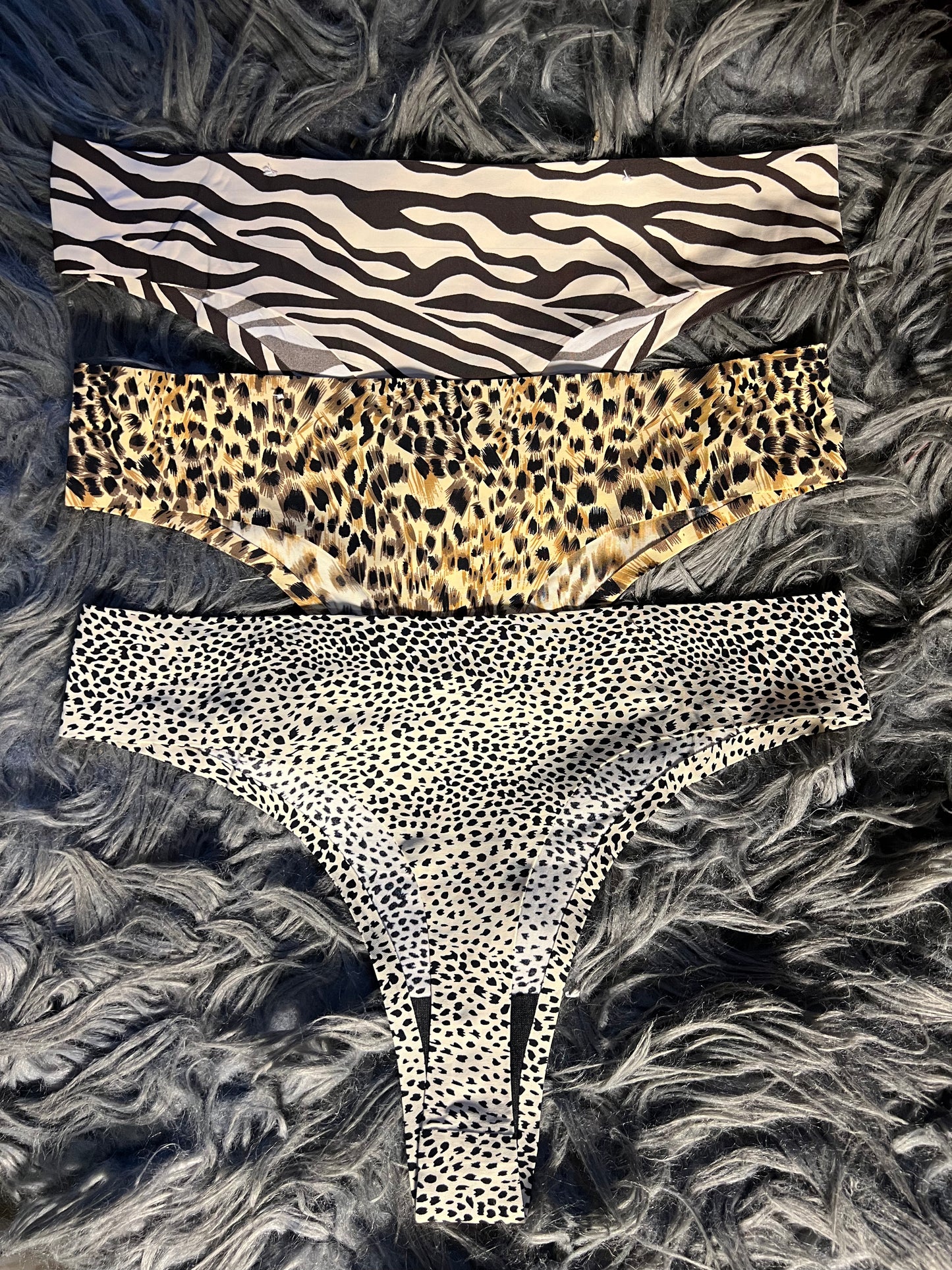 Seamless Thongs Pack of 3